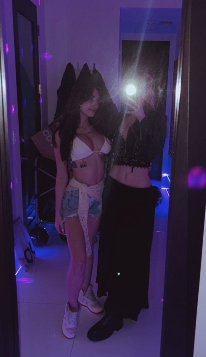 i’m seriously the luckiest lady alive 🥰
my people have all come together to make this whole month special for me with my surgery recovery, booming business, &amp; upcoming birthday… just last night’s party raged 10 whole hrs &amp; no one is ready for these pics 😭❤️‍🔥