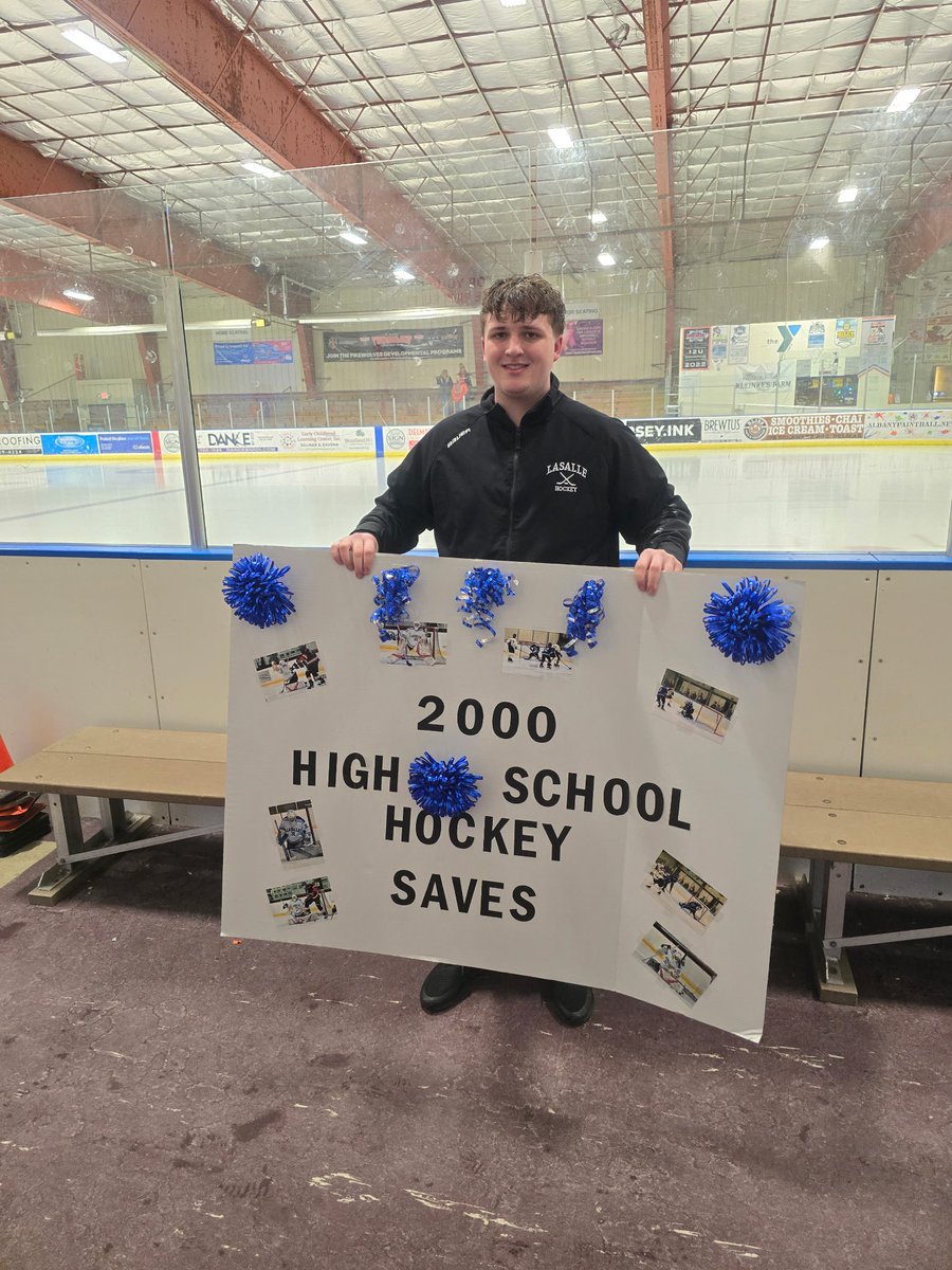 LSICadetHockey's tweet image. 🚨Record Alert🚨 Senior Goalie #31 Carter Irving makes his 2000 career save tonight in the win over @BCEaglesPuck. Absolutely Outstanding! 🎉💪🏻🔵🥅⚪️ @lasallecbc @Sec2hockey