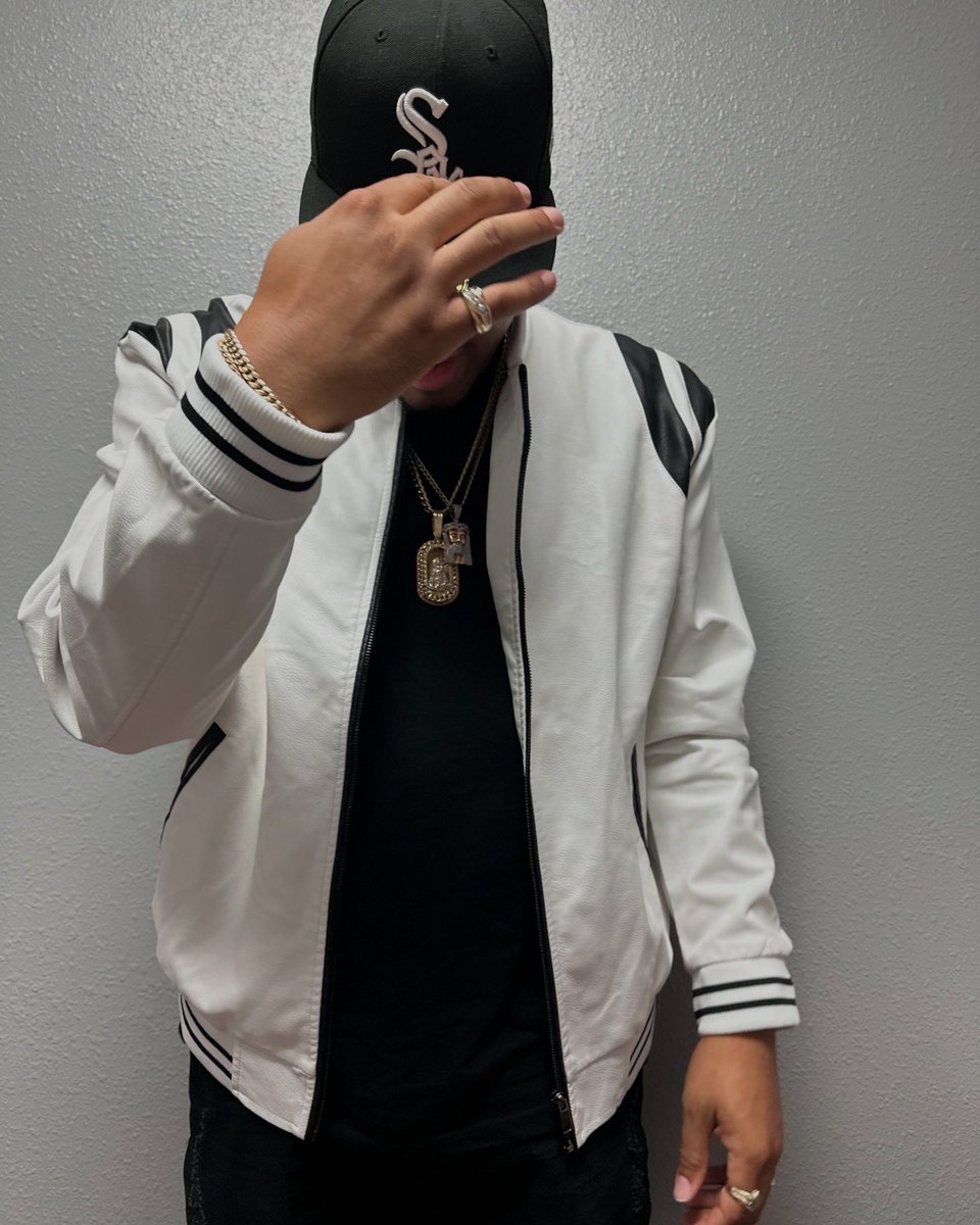 ThinkJustinJ's tweet image. Even when they say it’s impossible, find a way. #thinkjustinjames #NewMusic2025 #findmyway