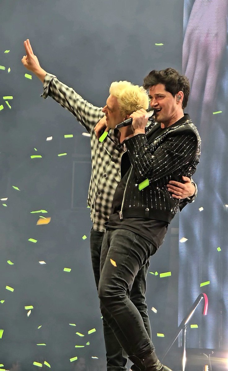 poldicia3's tweet image. The Script @ Indoor Stadium, Singapore 🇸🇬 (08/02/2025) That was an unreal show. Pure happiness! ☺️🫶 Kuala Lumpur next ✈️ #TheScript #SatellitesWorldTour