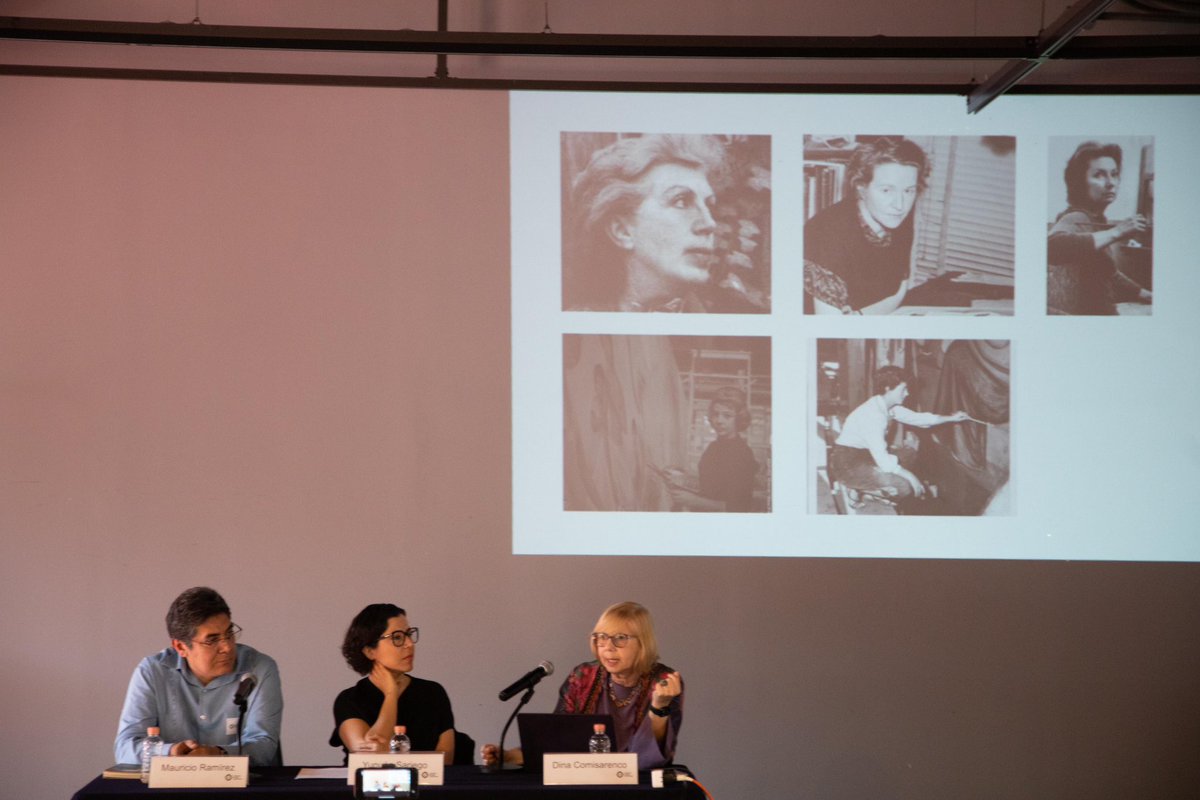 cultura_mx's tweet photo. Este sábado en el Colegio de @SanIldefonsoMx se realizó la mesa "Mujeres muralistas", los especialistas en arte Dina Comisarenco, Mauricio Ramírez y Yunuén Sariego, quienes abrieron nuevas perspectivas sobre los avances recientes en el estudio del muralismo y el papel fundamental de las mujeres en su evolución.