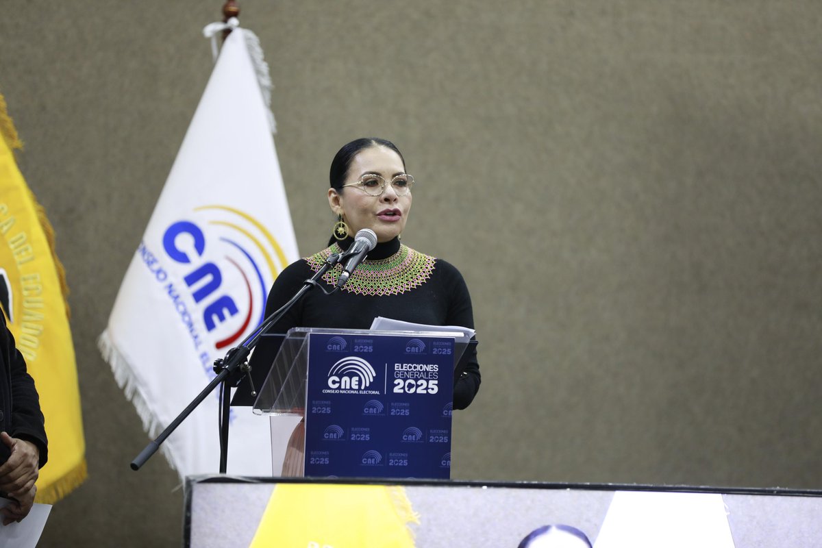 “Este nuevo proceso representa una oportunidad para fortalecer la transparencia, participación y la institucionalidad democrática del 🇪🇨.Trabajamos incansablemente para que los compatriotas en el exterior puedan ejercer su derecho al voto de manera segura, ordenada y eficiente”.