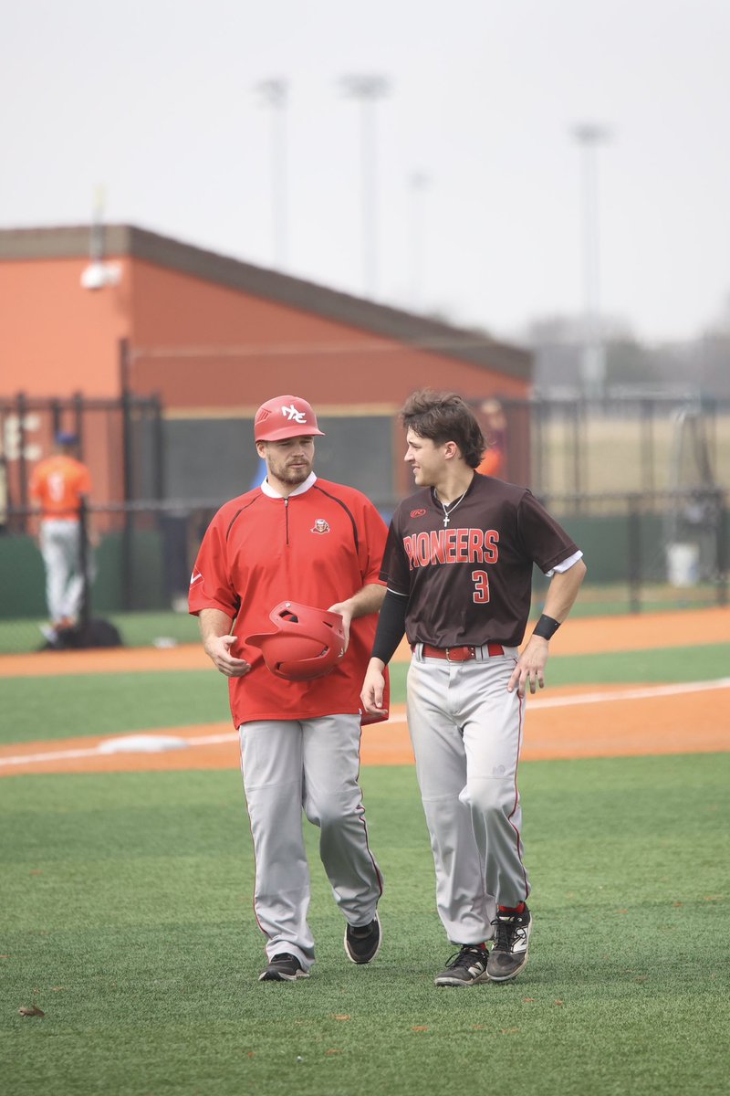 Cody Katzer (@codykatzer) on Twitter photo Always great to see <a href="/NortharkB/">North Arkansas College Baseball</a> competing! Excited for the rest of the spring! <a href="/HerbigJon/">Coach_Herbig</a>, #MarkySilva <a href="/PioneerTeams/">Northark Athletics</a>, <a href="/NeelyHerbig/">Neely Herbig</a>
📸 spojfasportsmedia.smugmug.com/NorthArkDallas… Always great to see <a href="/NortharkB/">North Arkansas College Baseball</a> competing! Excited for the rest of the spring! <a href="/HerbigJon/">Coach_Herbig</a>, #MarkySilva <a href="/PioneerTeams/">Northark Athletics</a>, <a href="/NeelyHerbig/">Neely Herbig</a>
📸 spojfasportsmedia.smugmug.com/NorthArkDallas…