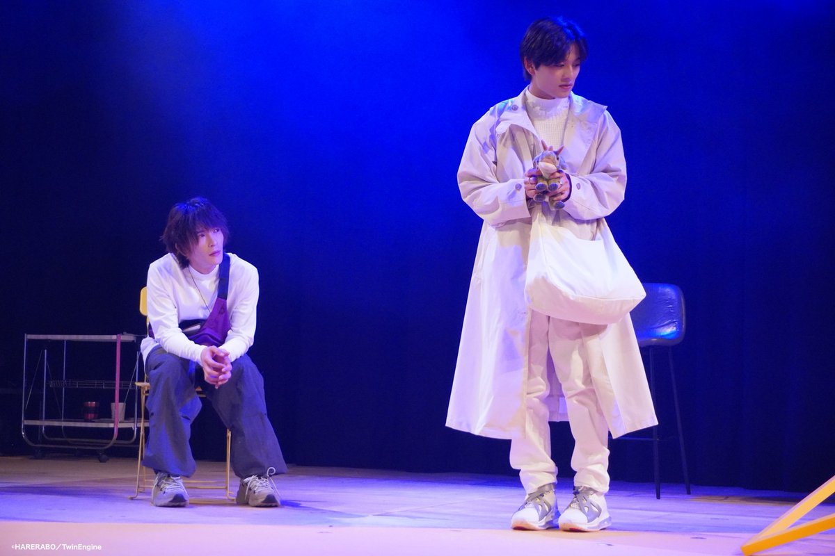 Nichell_Lab's tweet image. 🐈‍⬛本日千秋楽🐾
** ┈┈┈┈**

12:00公演 【A】
（11:15 物販・当日券受付／11:30開場）

15:00公演 【B】
（14:15 物販・当日券受付／14:30開場）

18:00公演 【C】
（17:15 物販・当日券受付／17:30開場）

** ┈┈┈┈**
シアター・アルファ東京でお待ちしております。

#日常茶飯 #ニッチェル