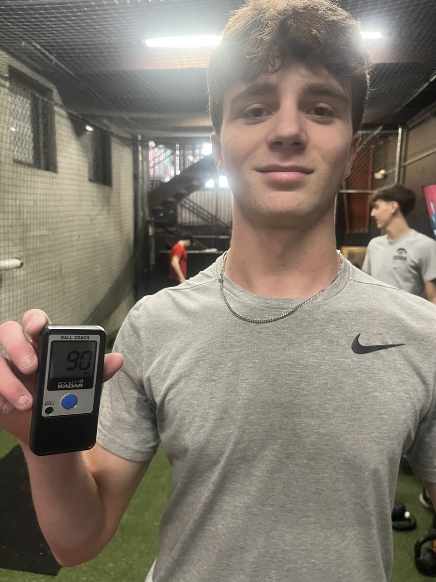 RoadRecruiting's tweet photo. Uncommitted 27 @Brady_Smith_7 RHP/MIF exhibits outstanding ability, solidifying his position as arguably the top arm in his class with a ‼️NEW PR‼️T90 S89, meriting attention from college scouts due to his notable upside. DCG / Iowa Sticks 6’1 176 R/R 🦵60: 6.98 
🏏84-89 EV 💪88 InF velo 💪91 OF Velo 🎓3.95 gpa ⚾️T90 S88 ‼️NEW PR‼️@Now_D1 @jucoroute @BUncommitted @UncommittedStud @IowaSticks @PB_Uncommitted