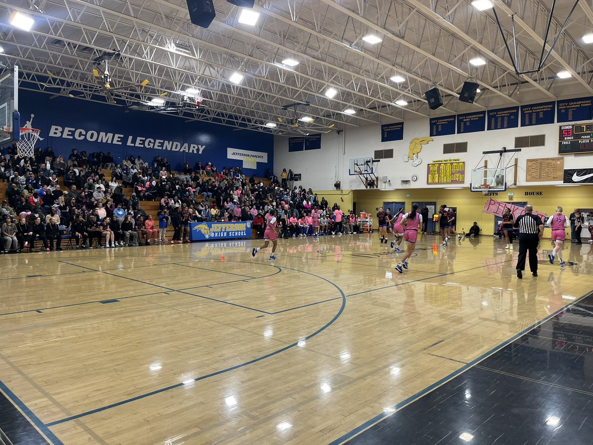Nick Krupke (@nickkrupke) on Twitter photo Packed out for a Pink Out <a href="/PILathletics/">PIL Athletics</a> between No. 6 <a href="/BensonTechPride/">Curtis Wilson Jr.</a> & No. 3 <a href="/demosathletics/">JHS Athletics</a> 🏀 #GymsofOregon Packed out for a Pink Out <a href="/PILathletics/">PIL Athletics</a> between No. 6 <a href="/BensonTechPride/">Curtis Wilson Jr.</a> & No. 3 <a href="/demosathletics/">JHS Athletics</a> 🏀 #GymsofOregon
