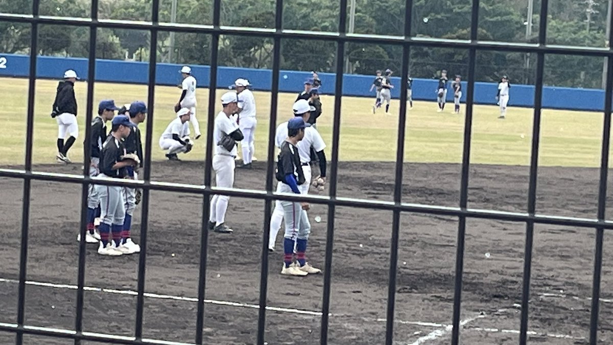 こんにちは。

今日は某大学野球部のキャンプ見学。

丁度、ジュニア野球部の指導中でした⚾️

【若い】っていいなぁ。戻りたい…😭