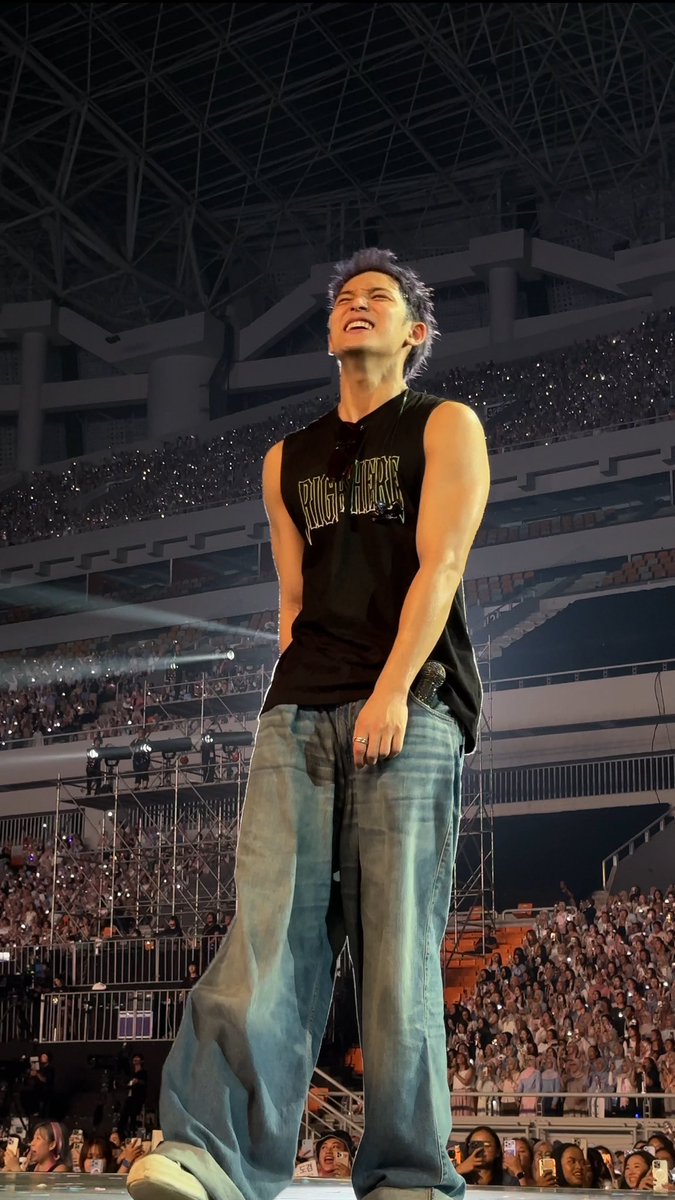 yasmin lee ◠‿◠ tweet media