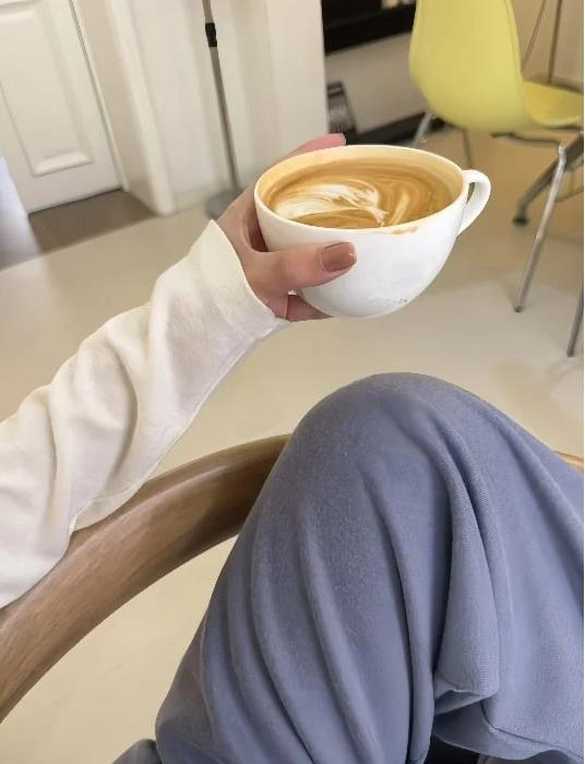 Adeline_dssh's tweet image. 毎日一杯のコーヒー