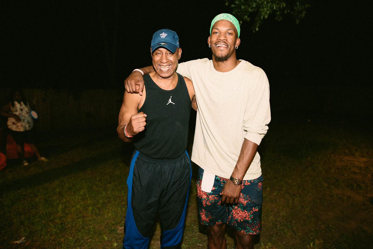 JimmyButler's tweet image. one year. since I lost my pops. love you and miss you so much! ❤️ HAPPY BIRTHDAY to a HELLA GOOD FRIEND/MOTHER/WIFE, (you know who you are)… and a damn DUB for DUB NATION 💛💙! life is so good right now.
