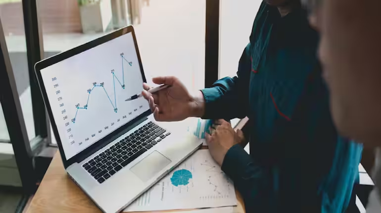 moneycontrolcom's tweet photo. #MCOpinion | Underlying economic data, not forecasting errors, blight investment decisions ππ
Get more details on this piece by SA Raghuπ
https://t.co/8vkjrpbgks
#EconomicData #ForecastingErrors #InvestmentDecisions https://t.co/DKuVN6Br2i