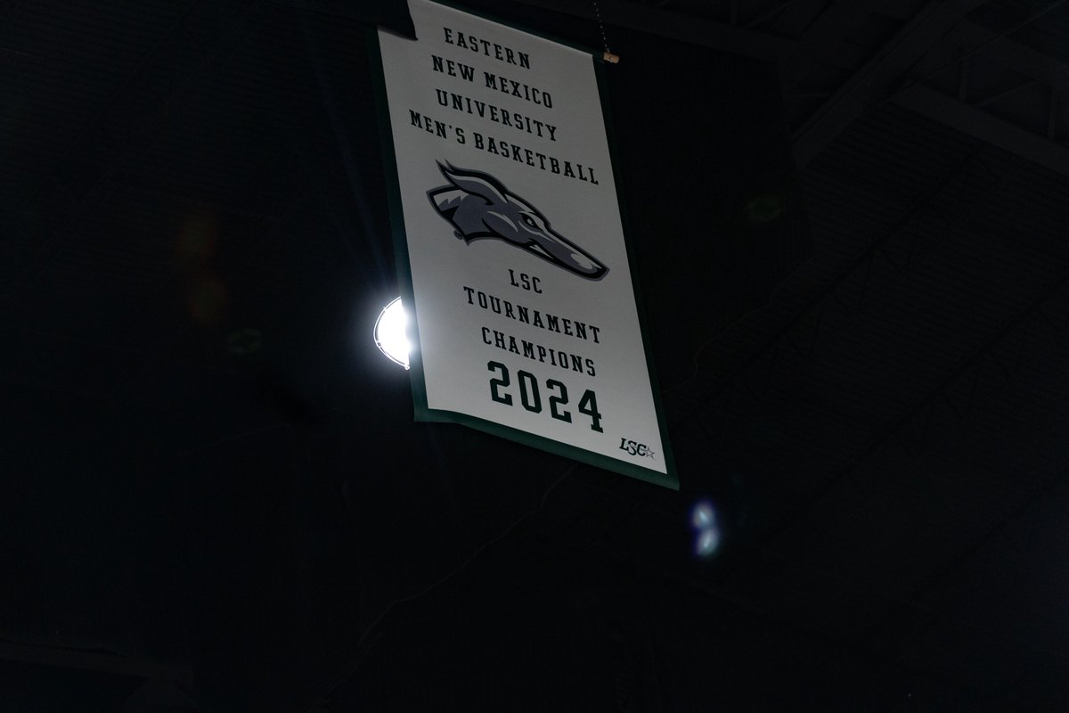 Forever In The Rafters✅

#LetsRun #ALLIN #ENMU
