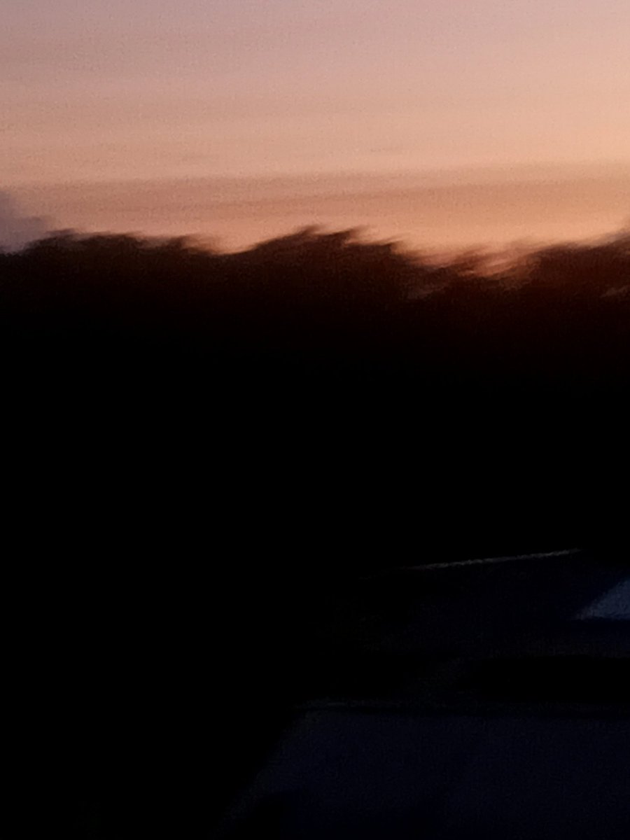 ieream's tweet image. Beautiful sunset in my village Hermitage 🌇 
❤️🇹🇹