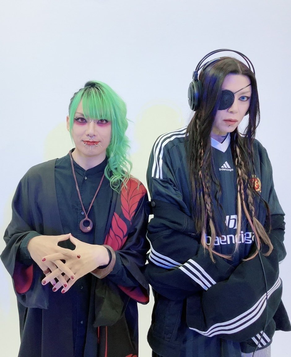 HAKUEIさんと対談させて頂きました。 素敵な写真もいっぱいです。 お