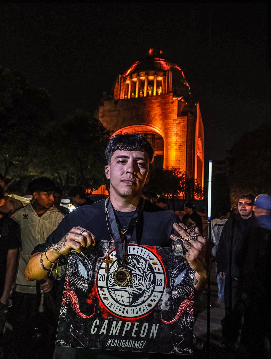 Sangre azul campeón de Venom🏆🥇
Hoy de más de 100 participantes fue el mejor del día en un gran evento lleno muchas sorpresas y caras nuevas. Tercer evento llenando plaza y con gran publico y grandes shows, agradecemos a todos nuestros patrocinadores por su gran apoyo🔥