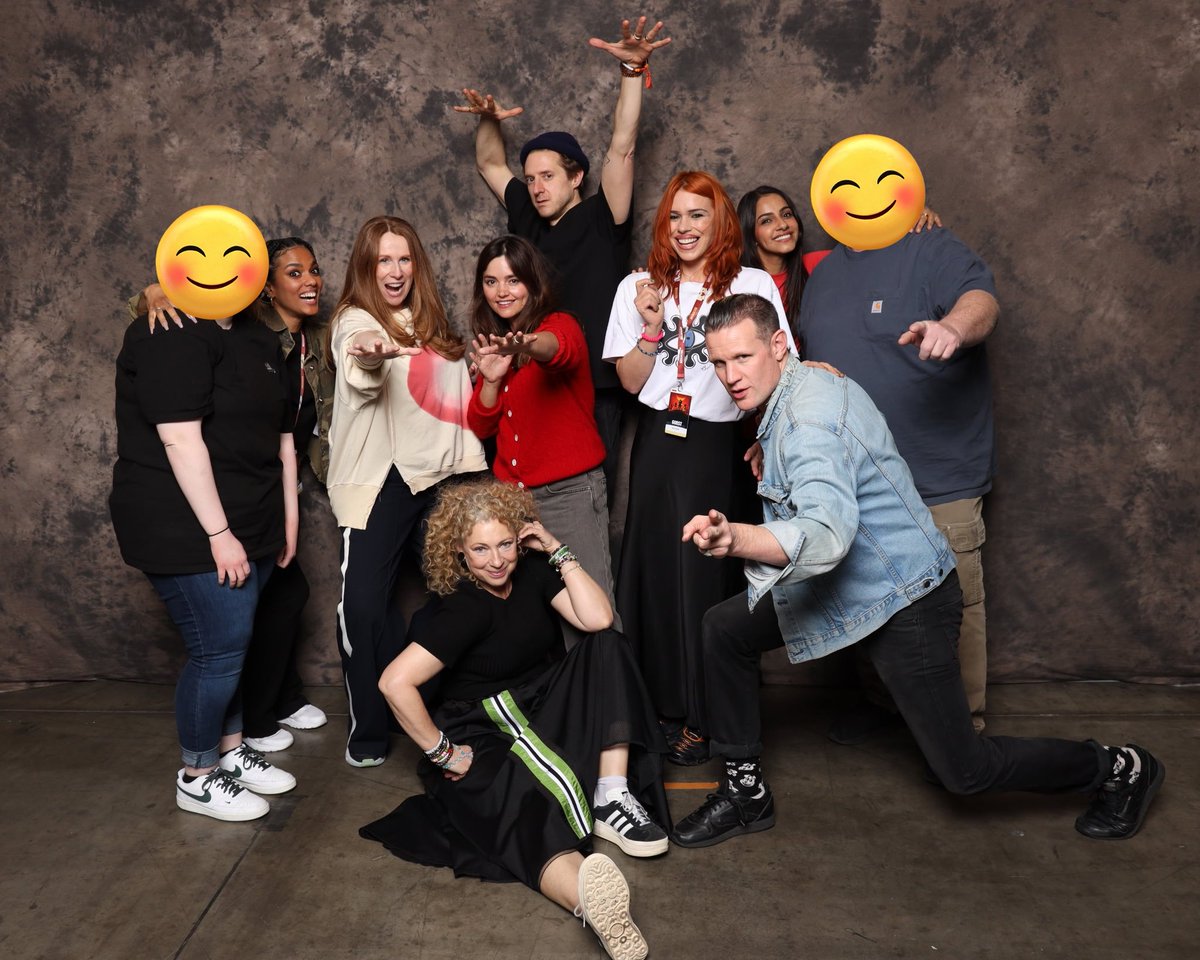 거짓말이잖아........ 이게 2025년2월9일자뉴짤일수가있다고...........
마사도나클라라리버로리로즈야즈맷닥
아오삼이잖아
말이되는소리를 좀