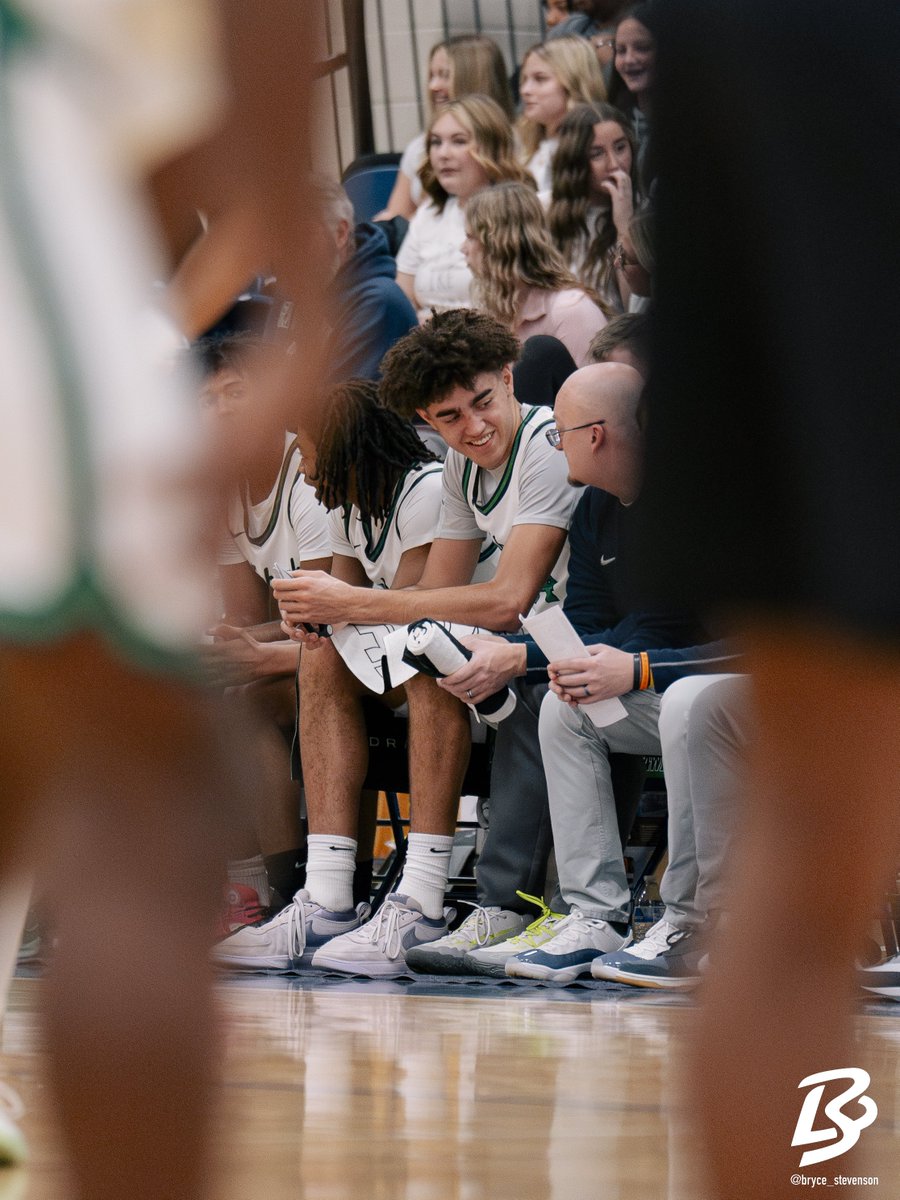 .<a href="/KentuckyMBB/">Kentucky Men’s Basketball</a> commit <a href="/malachimoreno24/">Malachi Moreno</a> all smiles as he drops 40 on his senior night as Great Crossing wins their 14th game in a row
