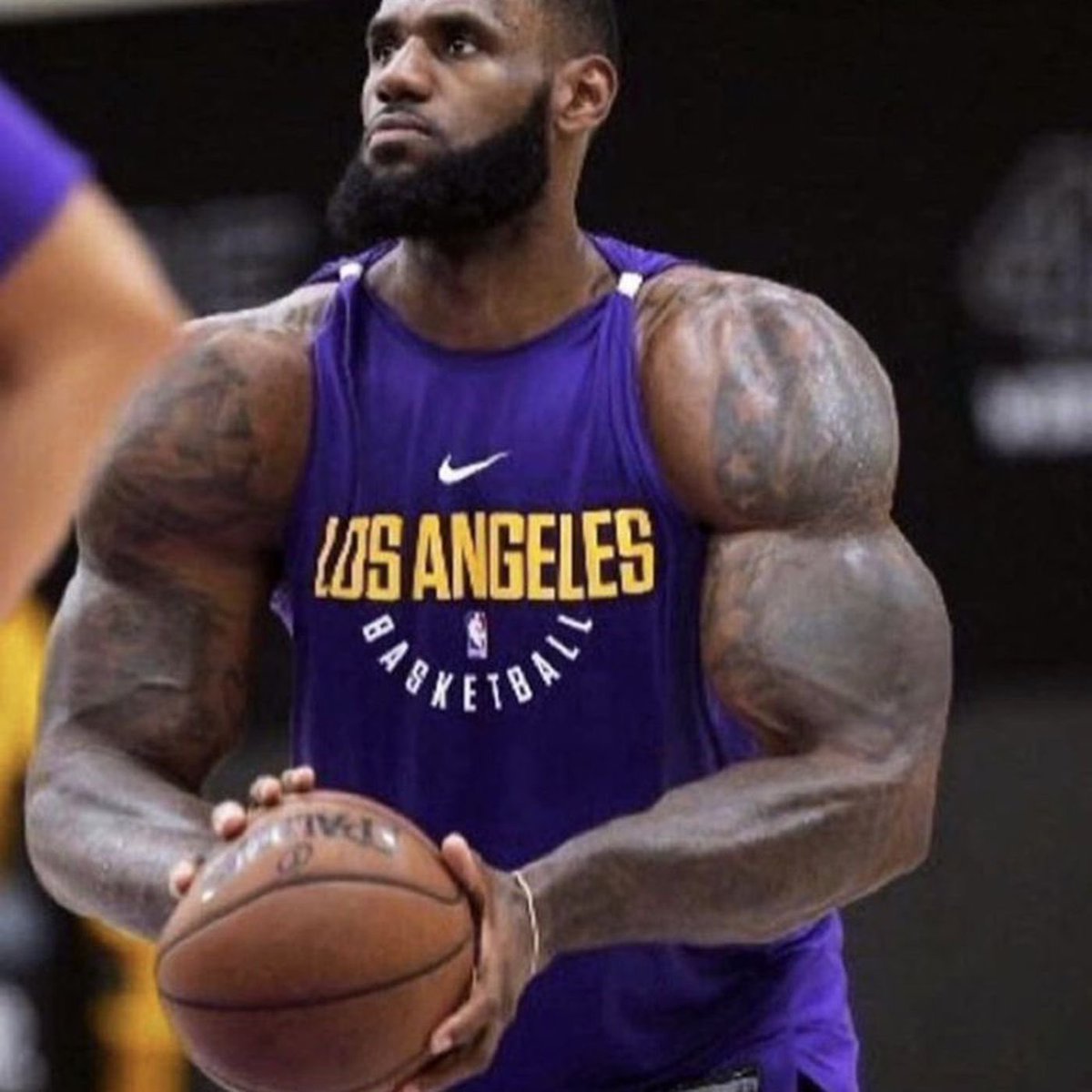 Time for Lebron to play center again
