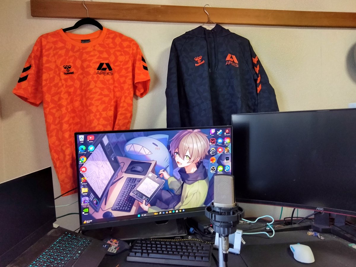 YUKIspd74's tweet photo. 無事日本にAPEKSのユニフォームが届いた!
今年特に応援したいチームの1つなのでstage1はこれ着て応援する
APEKS uniforms have arrived safely in Japan
@ApeksValorant
#APKWIN https://t.co/0HKrVQeGx4