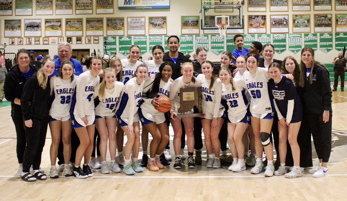 So proud of this team!!! 💙 🏀 🏆