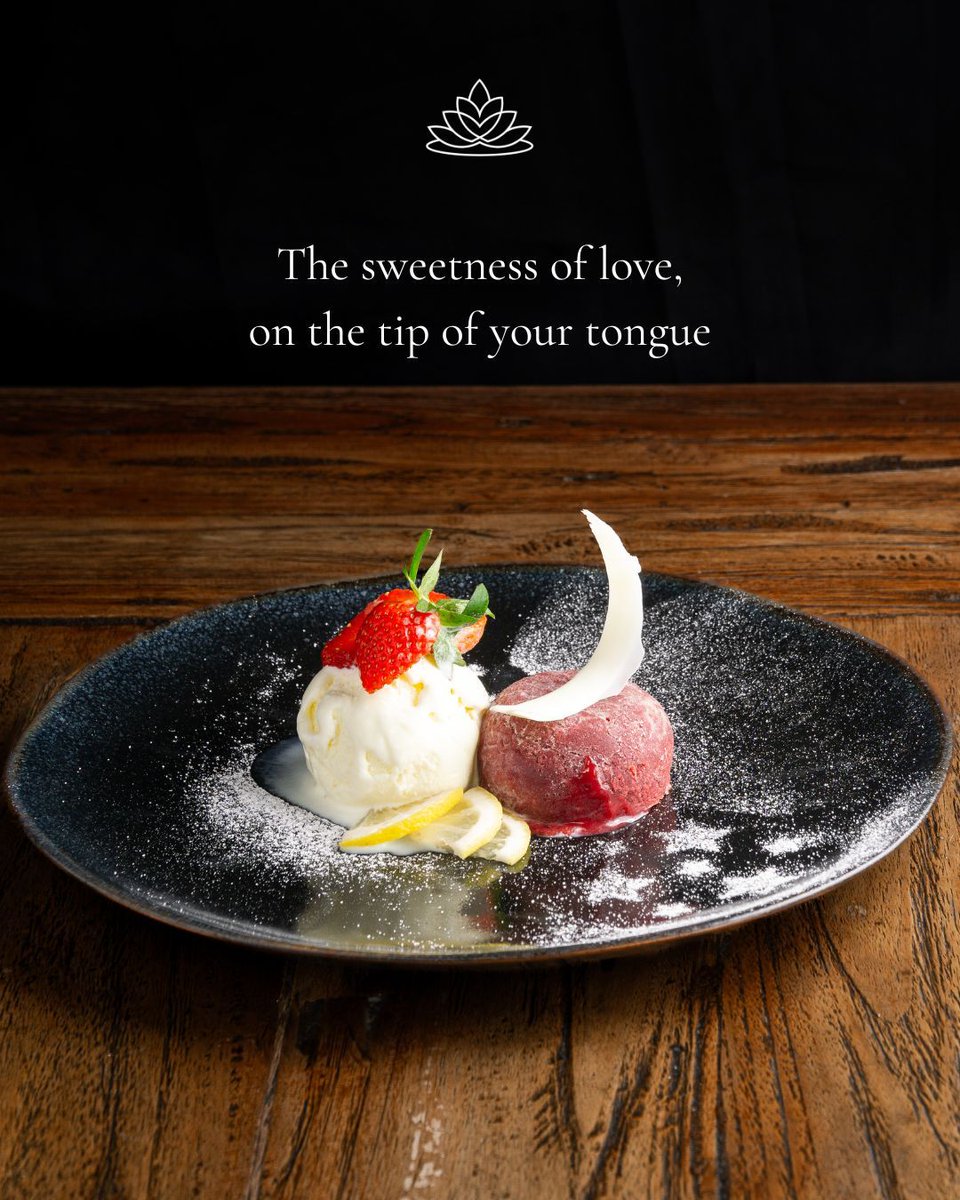 Nikmati lezatnya menu spesial kami, Red Velvet Lava Cake di bulan yang penuh cinta ini!


Kenikmatan coklat red velvet yang meleleh di mulut dengan rasa yang lembut—bikin hari mu lebih mood!

#SweetIndulgence #RedVelvetLava #LotusMio