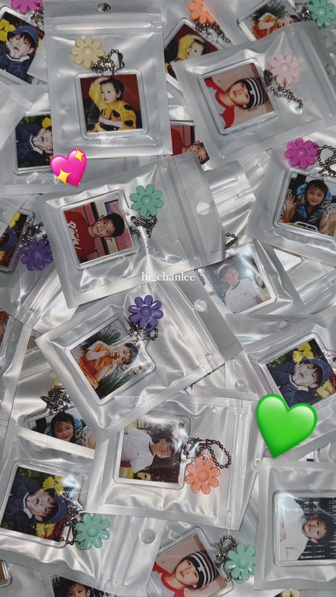 one week before seeing urichil and my freebies are here!!!

NCT127 4TH TOUR NEOCITY : THE MOMENTUM JAKARTA

freebies by <a href="/hi_chanlee/">nin</a> 
open for trade
📆DAY 1

time &amp; location tba

PS. limited qty 😬✌️