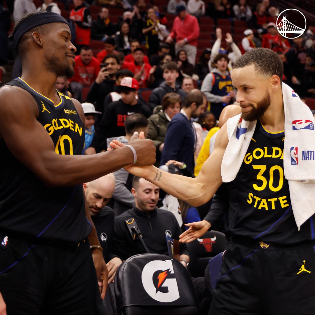 Buckets on buckets.

Steph and Jimmy combined for 59 points tonight 😤