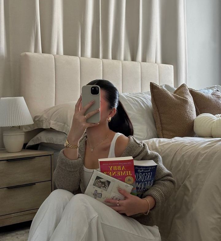 etherealdior's tweet photo. how i plan to be all day https://t.co/paa5IEpj1A