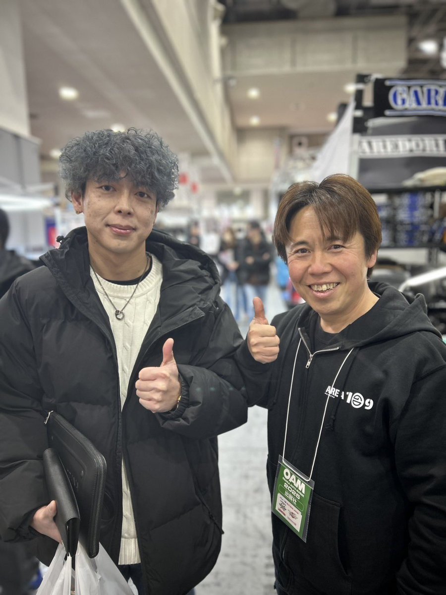 yubi_tencho's tweet photo. オートメッセ初参戦‼️
いつも画面越しで観てた方々が目の前に居る夢の様な一日でした🥹

ガレドリファミリー様にお会いできたし、その他グッズ爆買いできたので💯
（ちなネックレスはバースジャパン） https://t.co/pb055pHFcD