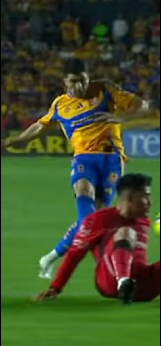 JavierSoria26's tweet photo. @OptaSTATS @OptaJoe @OptaJose @OptaJavier @OptaJuan con quien podemos ver una apuesta determinada incorrectamente por parte de bet 365. Ellos dicen que ustedes. Partido tigres vs atlas. Liga MX remate de Nicolas ibañez a puerta.  Si remato a puerta y las estadísticas dicen que no https://t.co/7B0vJSLy9M