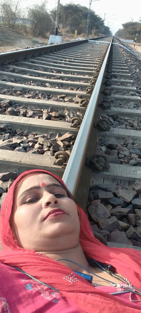 _baba0044's tweet photo. 2025 की सबसे खतरनाक सेल्फी😄
#DelhiElectionResults #FunWithPolitics
#DelhiElections2025 #ArvindKejriwal #BBMzansi #SEVENTEEN https://t.co/VODIVCH4jB