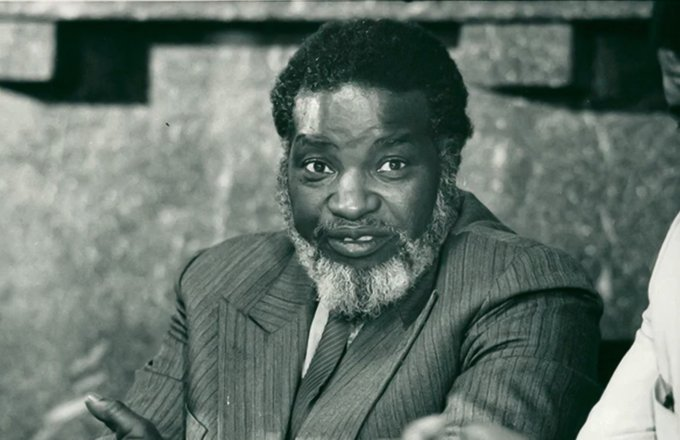 mOkapendi tweet media