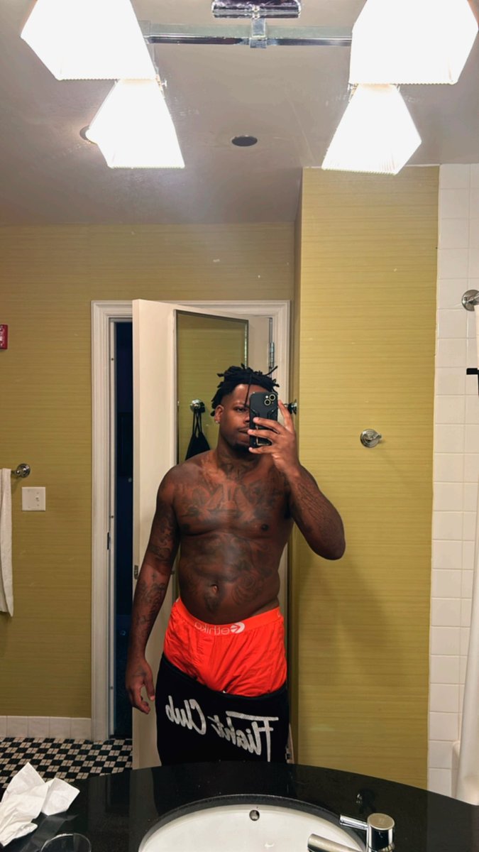 New post on OF🦍😈 Onlyfans.com/KingDaddy5