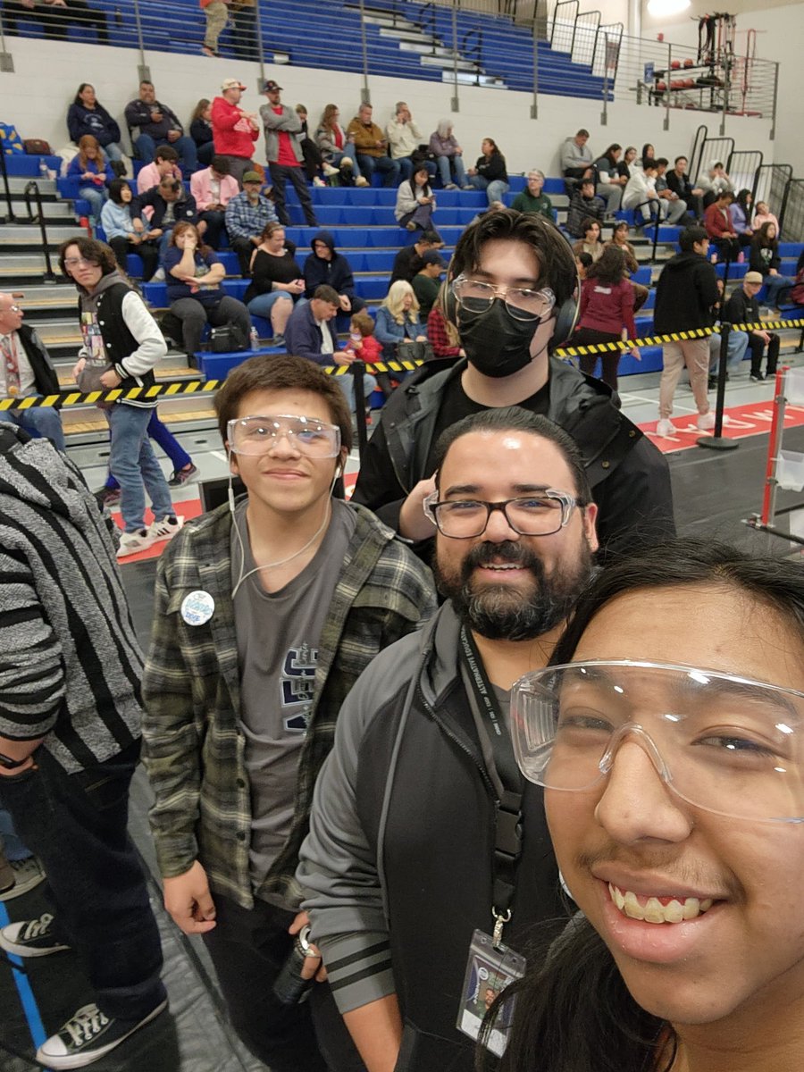 AltEdCenter's tweet image. So excited for our first ever Robotics competition! Congrats, Vikings! Let’s go, Chris, Gio, Josiah, Mr. T, and Mr. Gonzalez!!!