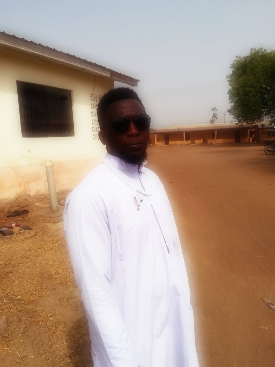 coobybea's tweet image. 