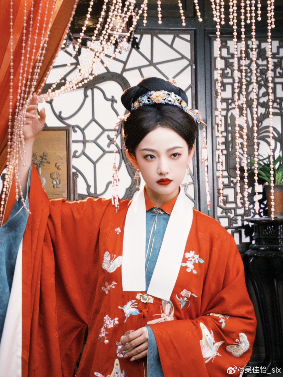 dramapotatoe's tweet image. #WuJiayi shares pics for #LuckyStrike

More - m.weibo.cn/status/5132126…