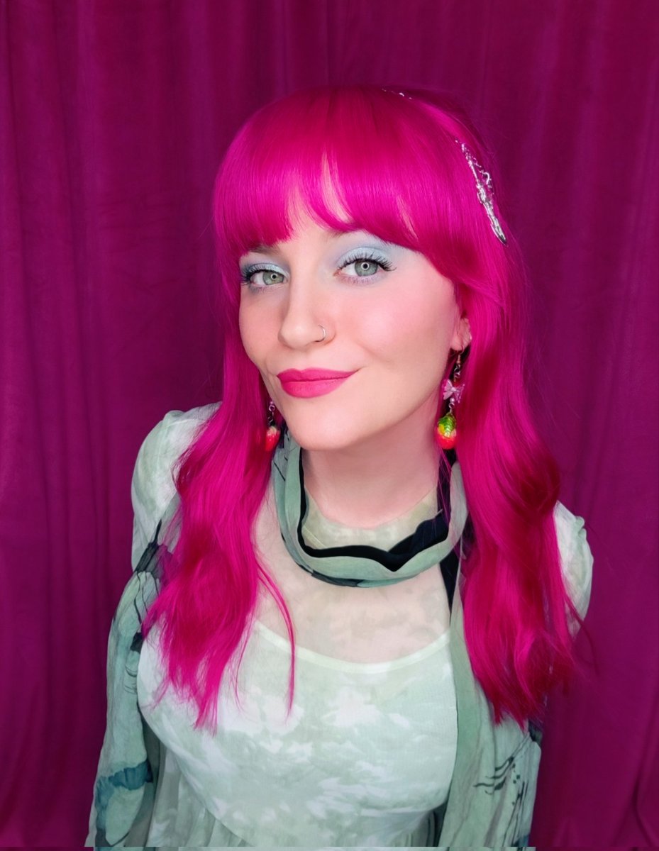 vandalyre's tweet image. We did it!! We reached 1k followers on Twitch! Come celebrate with me tonight while we play more Kingdom Hearts 2 💕🗝🎊 
#kingdomhearts #kingdomhearts2 #firstplaythrough