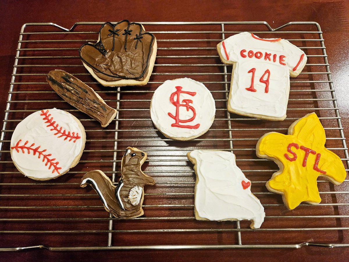 Cardinals Cookie tweet media