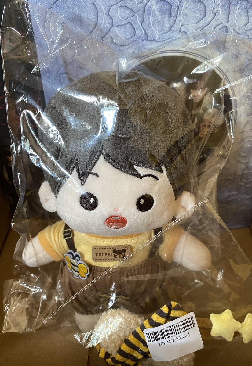 wts doll nct dream jisung xiaodi 20cm

doll + clothes + bando
350k (310k with vc) 
include all bisa shopee
dom tangerang

want to sell aab jisung boneka doll xiaodidi