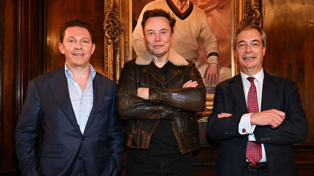 Friends, what are your thoughts on supporting Nigel Farage? I'm not entirely convinced by him, but he's a much better option than Starmer, the betrayer.
