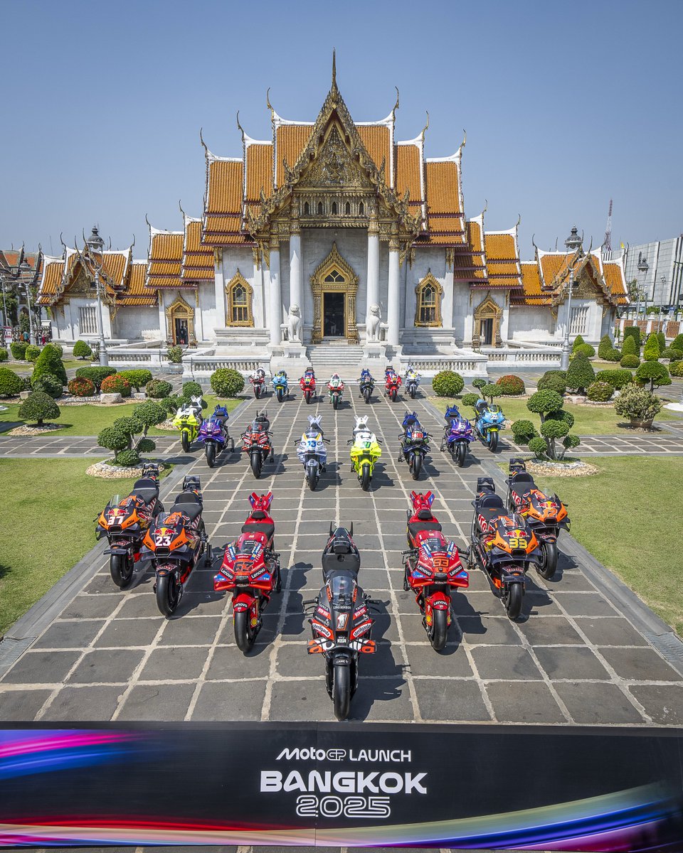 The world's most fearless riders. The fastest bikes.

(Missing <a href="/88jorgemartin/">Jorge Martín Almoguera</a> <a href="/FabioDiggia49/">Fabio Di Giannantonio</a> and <a href="/25RaulFernandez/">Raúl Fernández</a> ❤️)

#MotoGPLaunch
