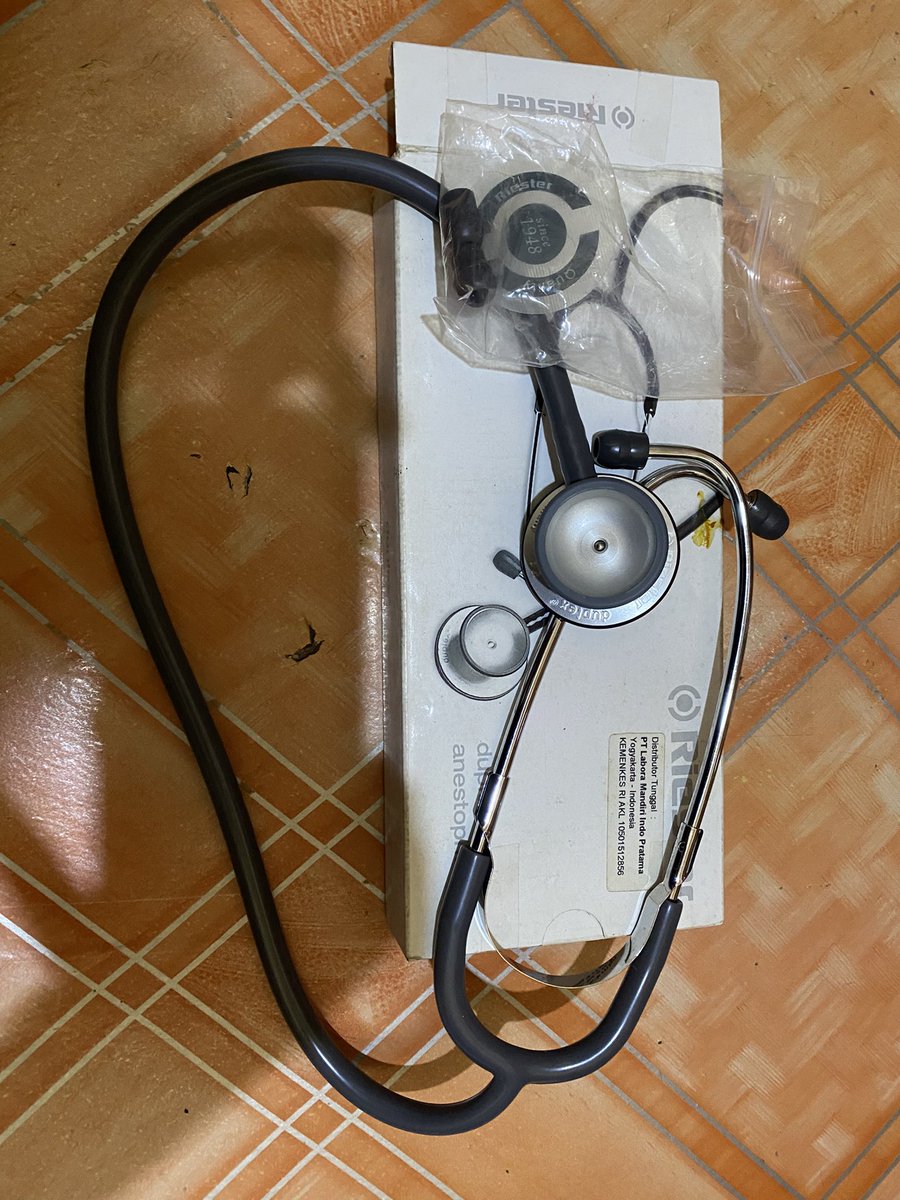 masdimski's tweet photo. Dijual Stetoskop Riester Duplex Anestophon.
Kondisi 90%++, belum pernah dipakai.
Minat langsung DM.
#zonauangᅠᅠ #stetoskop #alkes #surabaya #fjb https://t.co/3i7LAOrsf6