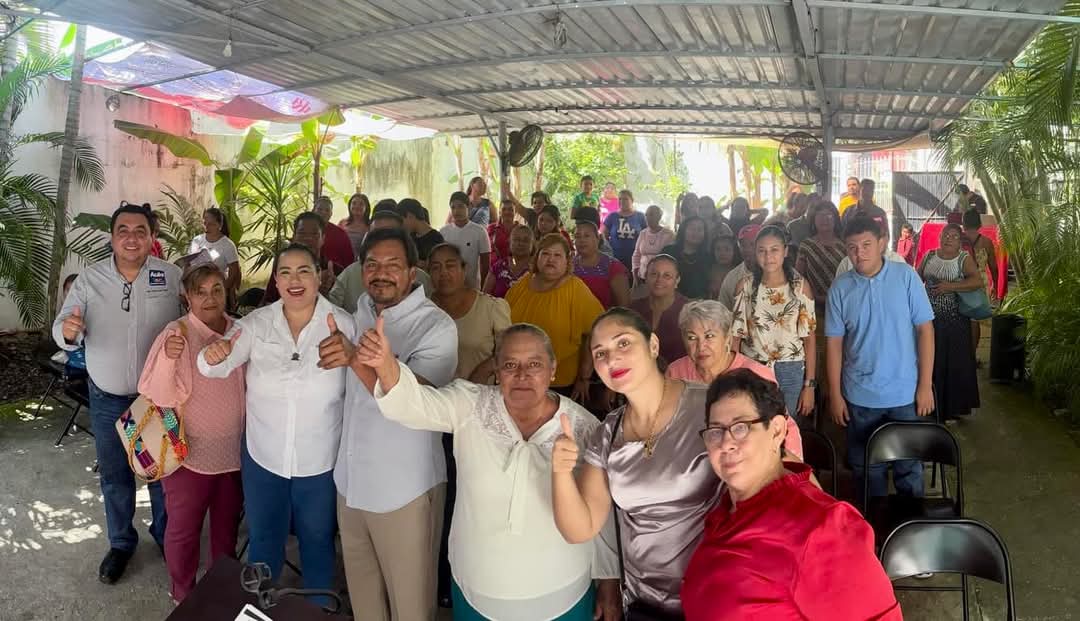 irhtabasc0's tweet photo. Realizamos con éxito nuestra 1er Jornada de Diálogos en Evolución: #LideresMarcandoMetas disertada por nuestra Presidenta #IRH la Licda. @MaritzaMallelyJ

Agradecemos la hospitalidad de nuestros militantes de #Tenosique en especial de Isabel Acopa, amiga y aliada del @irhtabasc0 https://t.co/VivzijEsqI