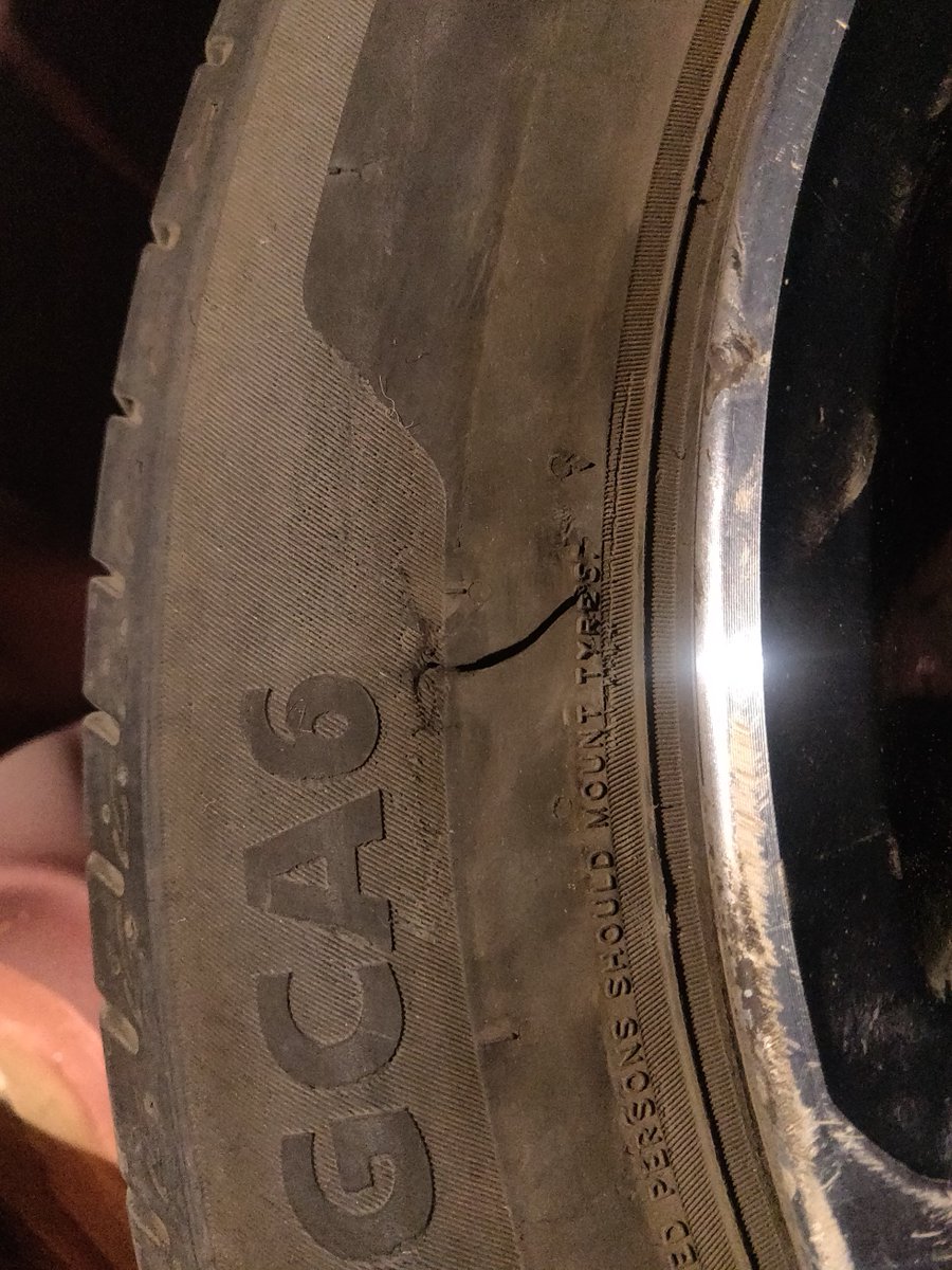 iAnshulG's tweet image. Urgent Safety Concern @TataMotors_Cars @TataMotors 
Two tyres have already burst within 7-10 days. Car is just 1.5 years old and driven only 8K KM
This is completely unacceptable and raises significant doubts about the reliability &amp;amp; safety of the tyres installed in your vehicles.