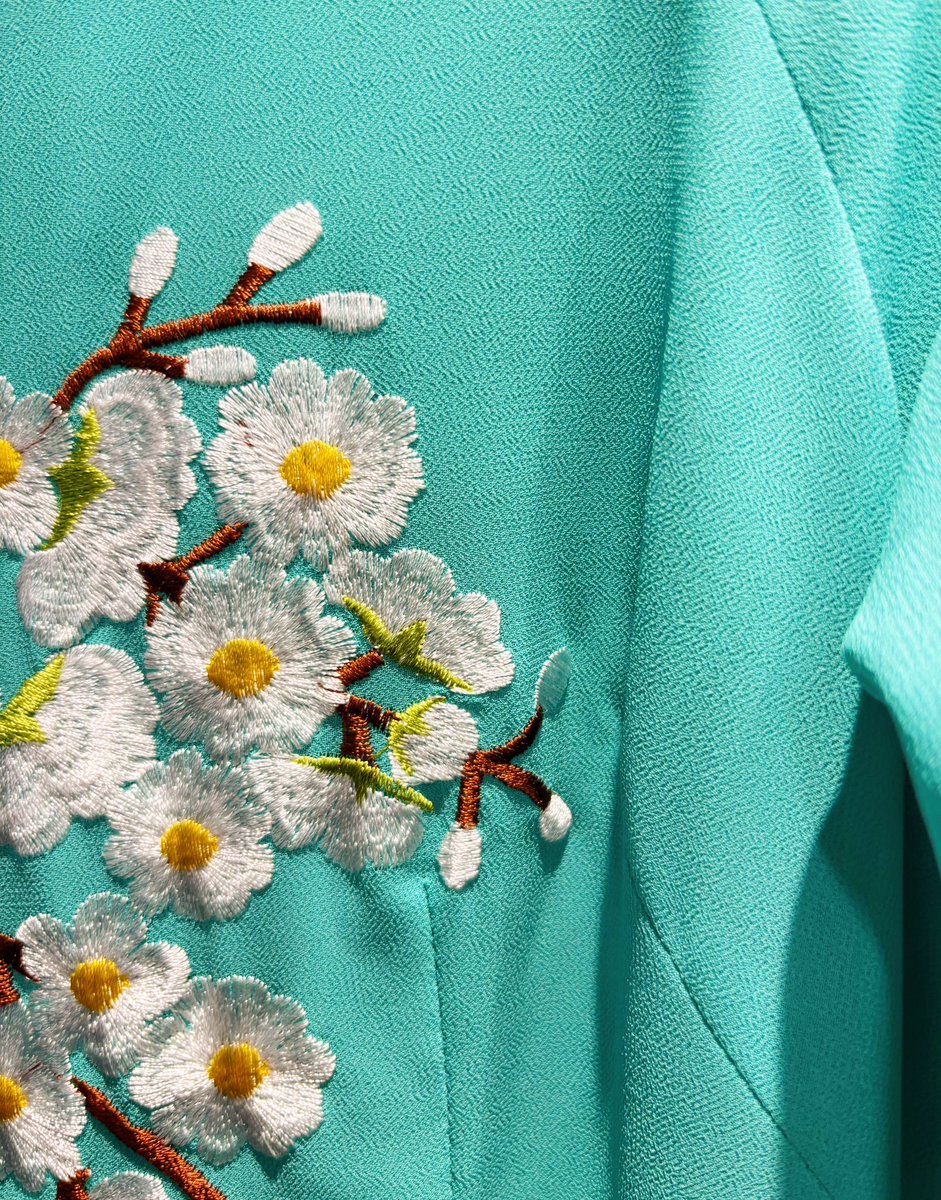 公式】那蘭のどか1st写真集『忘れたくない』 (@nodoka_kodansha