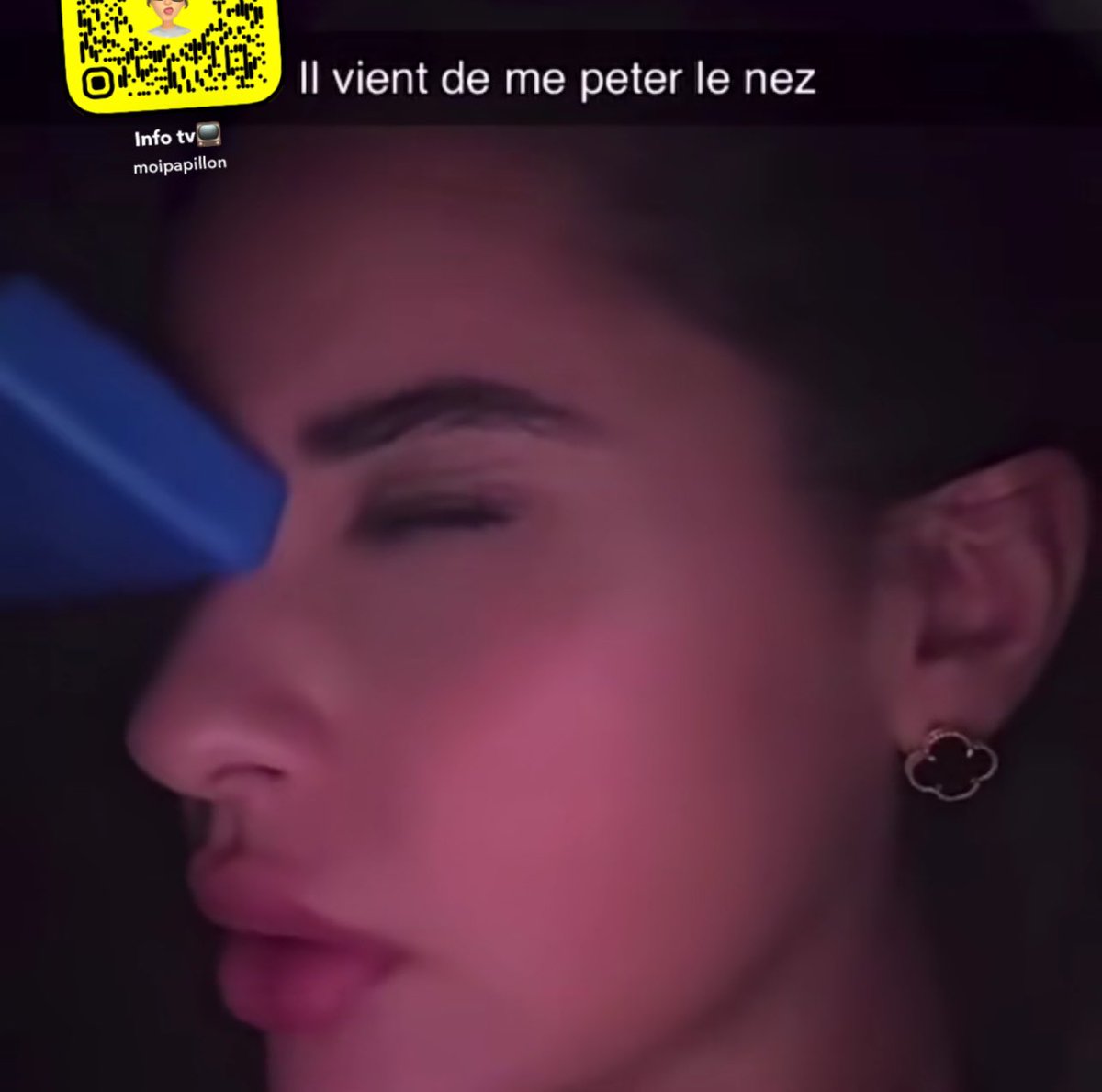 Linouche51's tweet photo. Voilà le prétexte pour nous balancer dans quelques jours quel a refait son nez mdrrrrr

Cette meuf est très maligne 
#poupettekenza #soukainatwosisters https://t.co/oHgZncGt8T