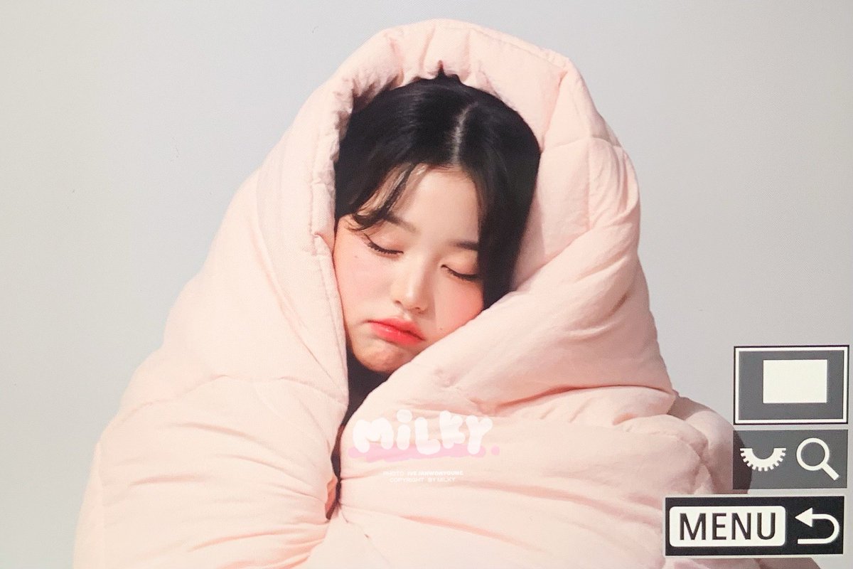 jjang_milk's tweet photo. 250209 푸데푸데 #IVE #아이브 #JANGWONYOUNG #장원영 https://t.co/9xbRW1Nf3k