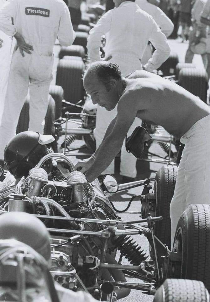GordonMercedes9's tweet photo. #SuperstarSunday  1968 Tasman Series  😎🏁

https://t.co/ckggm9sEc2 https://t.co/uFlAV3ctu2