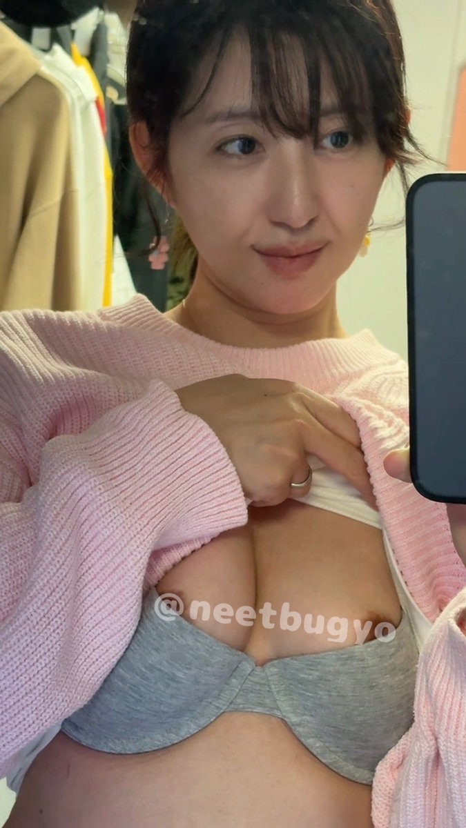 neetbugyo's tweet photo. 偶然のハプニング自撮り
盛れず漏れた！

爽やかな顔&amp;乳だし好きな方

いいね♡リポストで
漏れなくお晒し拡散お願いします❤️‍🔥 https://t.co/Dx496E0mqz