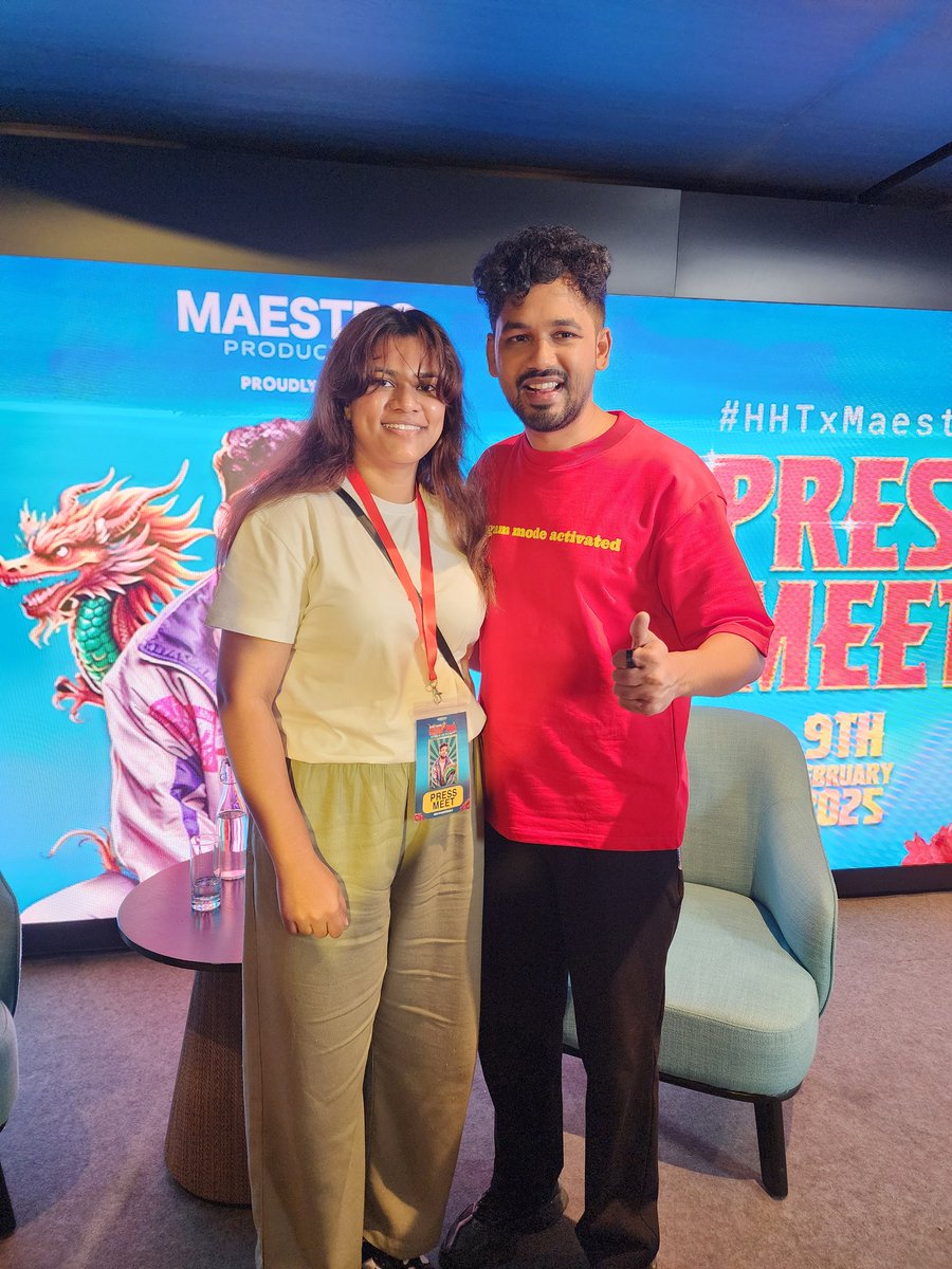 aswita27's tweet photo. I AM LITERALLY CRYING AND SHAKING AFTER 11 YEARS FINALLY MET MY INSPIRATION NO WORDS CAN EXPLAIN THIS N AADHI NA REMEMBERS MY NAME THIS WAS A DREAM COME TRUE MOMENT. THANK YOU SOO SOO MUCH AADHI NAAA THANK YOU FOR EXISTING AND DOING WHAT YOU DO  AND INSPIRING ME
 @hiphoptamizha https://t.co/Az9g3LKEUm